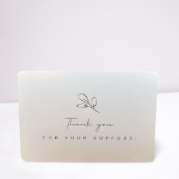 Geschenkverpackung mit der Aufschrift "Thank you for your support"